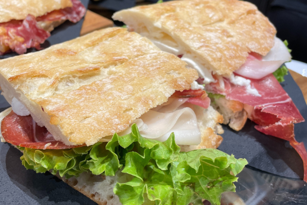 Dove mangiare vegano al centro commerciale le torri Parma